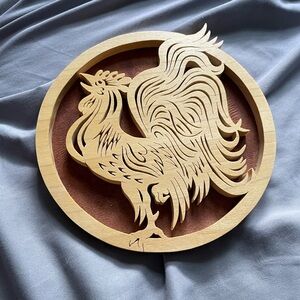 Handmade round laser cut woodcarving rooster wall hanging/trivet gold red 7”